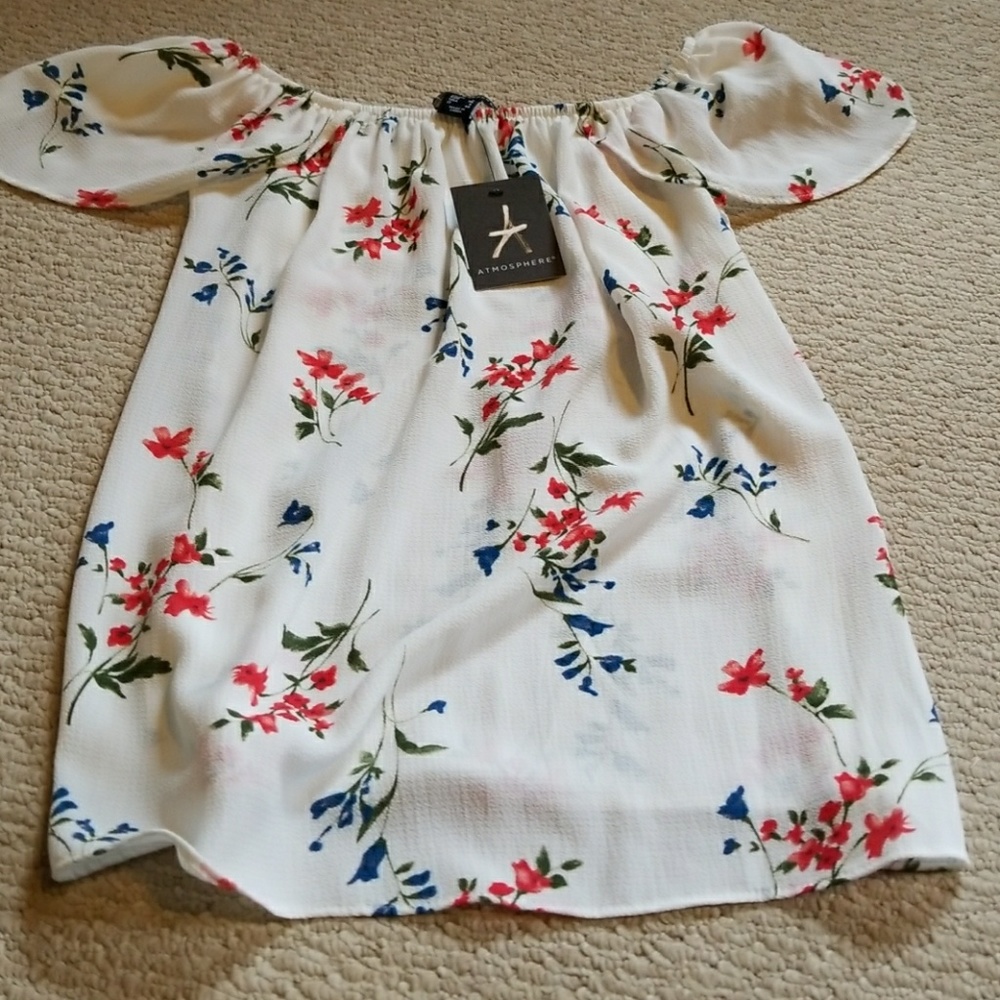 Never worn white floral blouse