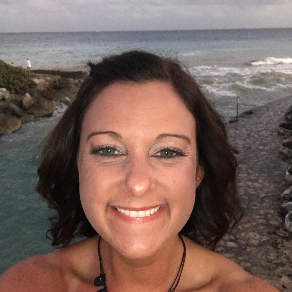 Meet your Posher, Leeann