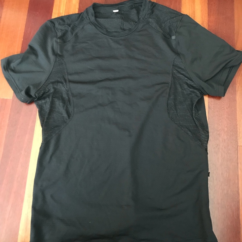 Lululemon M Athletic Running T-Shirt