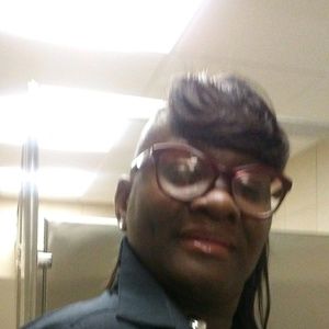 Meet your Posher, Sheria