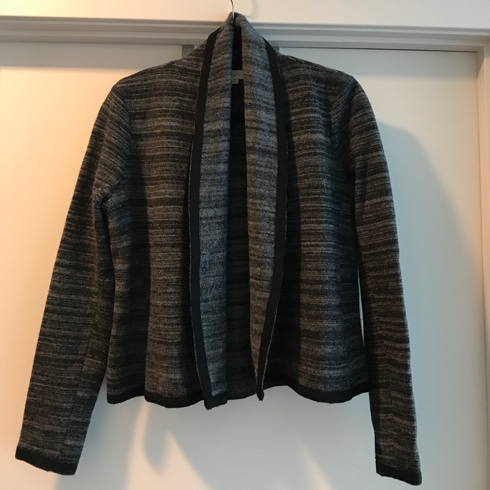 LOFT cropped Sweater :) size Medium