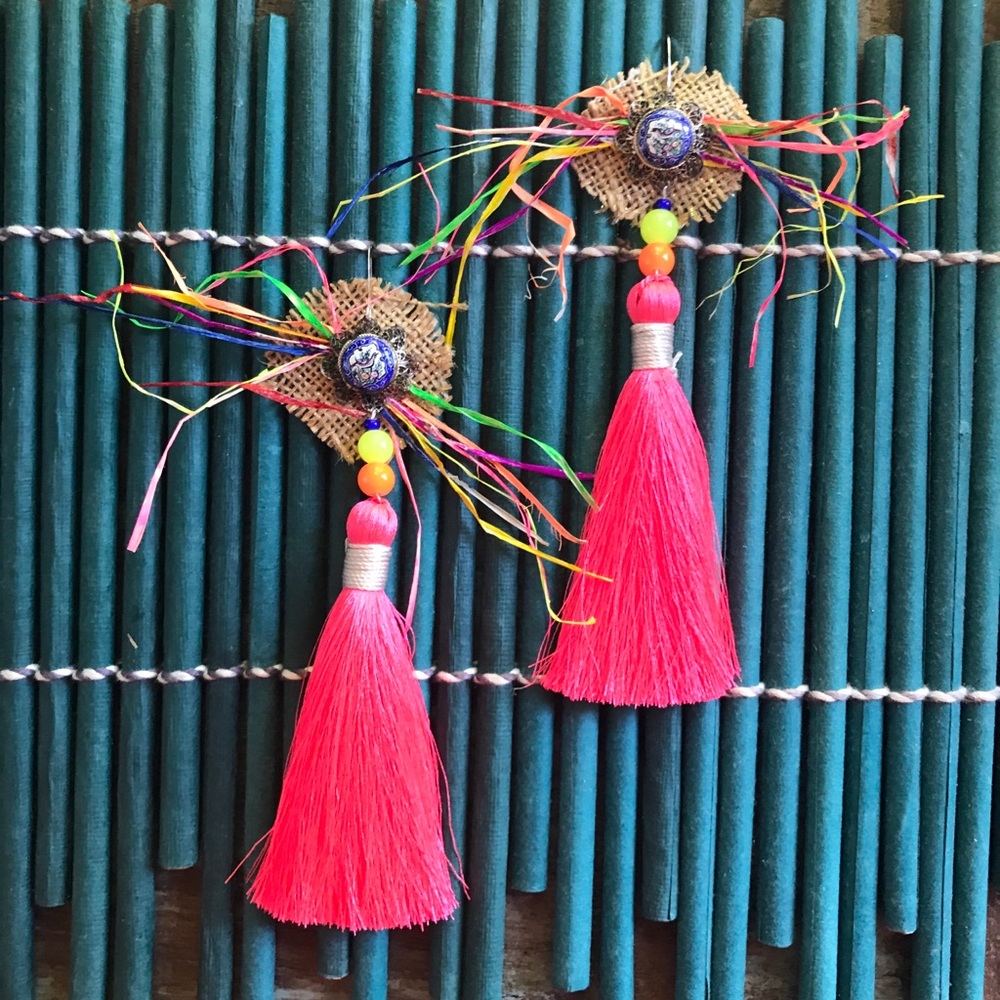 El Pajaro Earrings - tassel, Mexican hand-painted
