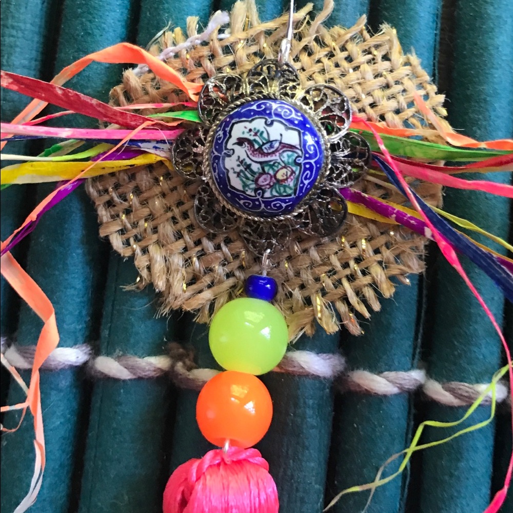 El Pajaro Earrings - tassel, Mexican hand-painted - Picture 2 of 2