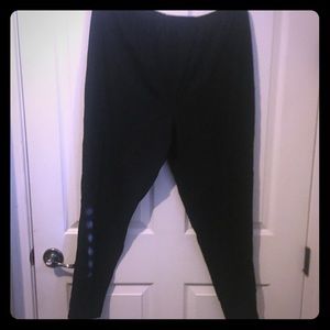 Solid black leggings 2x fit like 3x