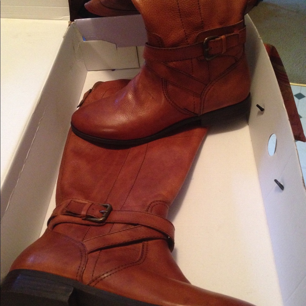 Women’s Genuine leather Marc Fisher riding boots