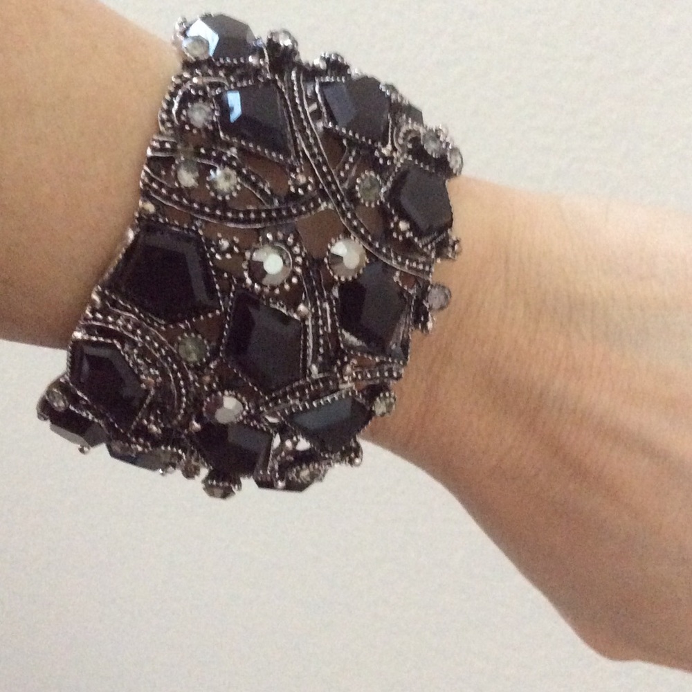 Bracelet with rhinestones