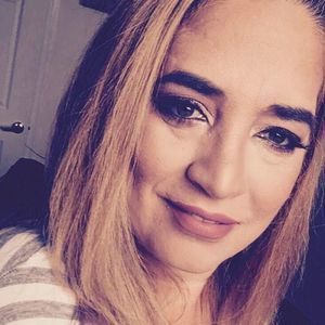 Meet your Posher, Edna