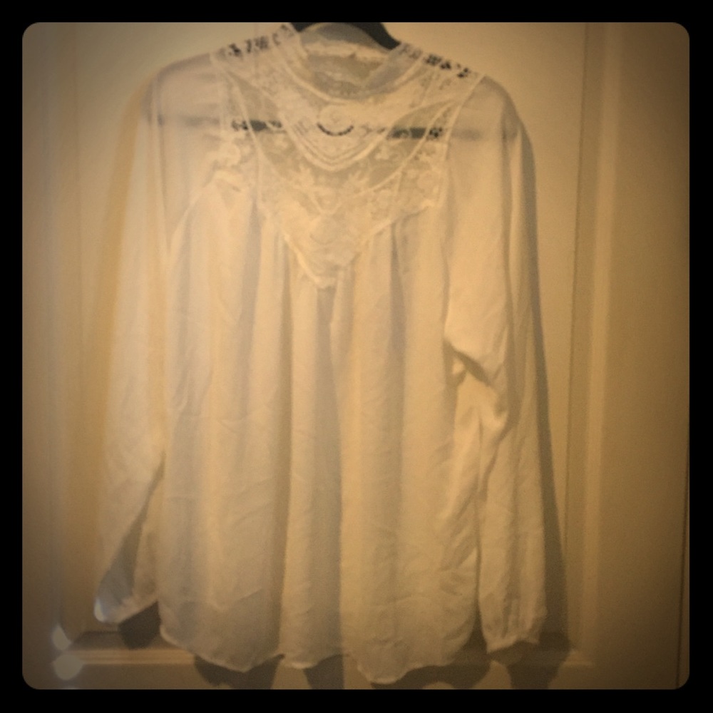 Charlotte Russe 2x blouse