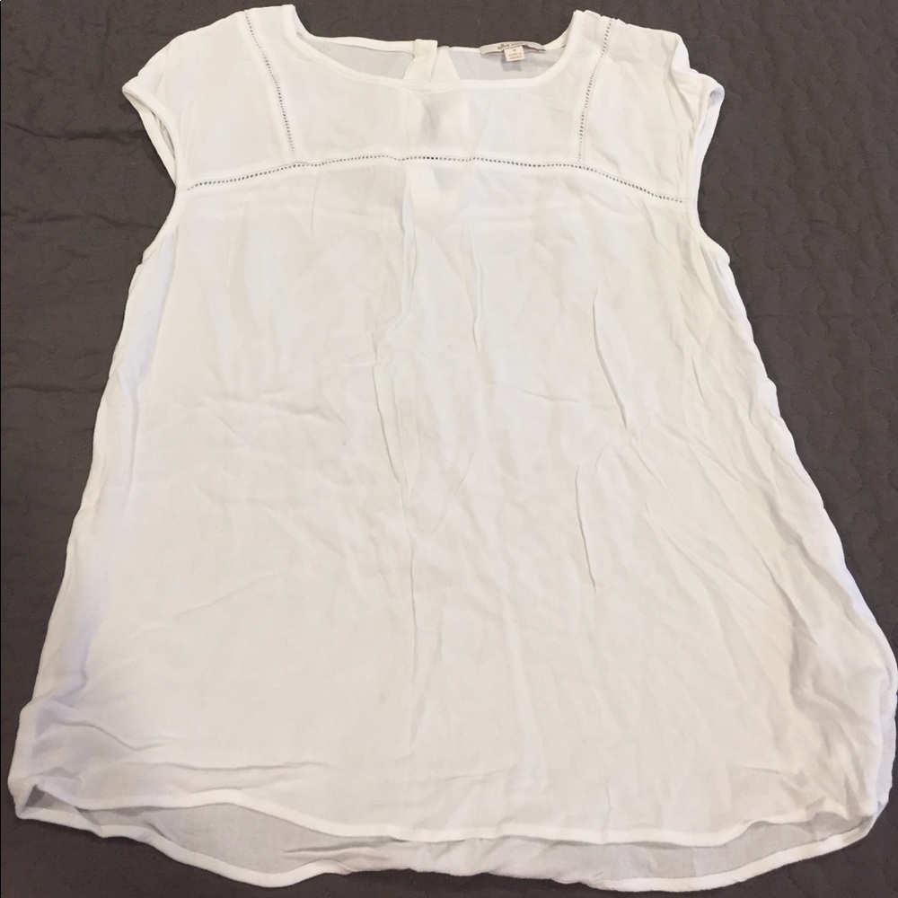 Ella Moss cute white top!