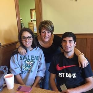 Meet your Posher, Selime