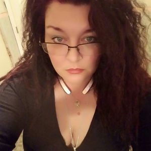 Meet your Posher, Angelia