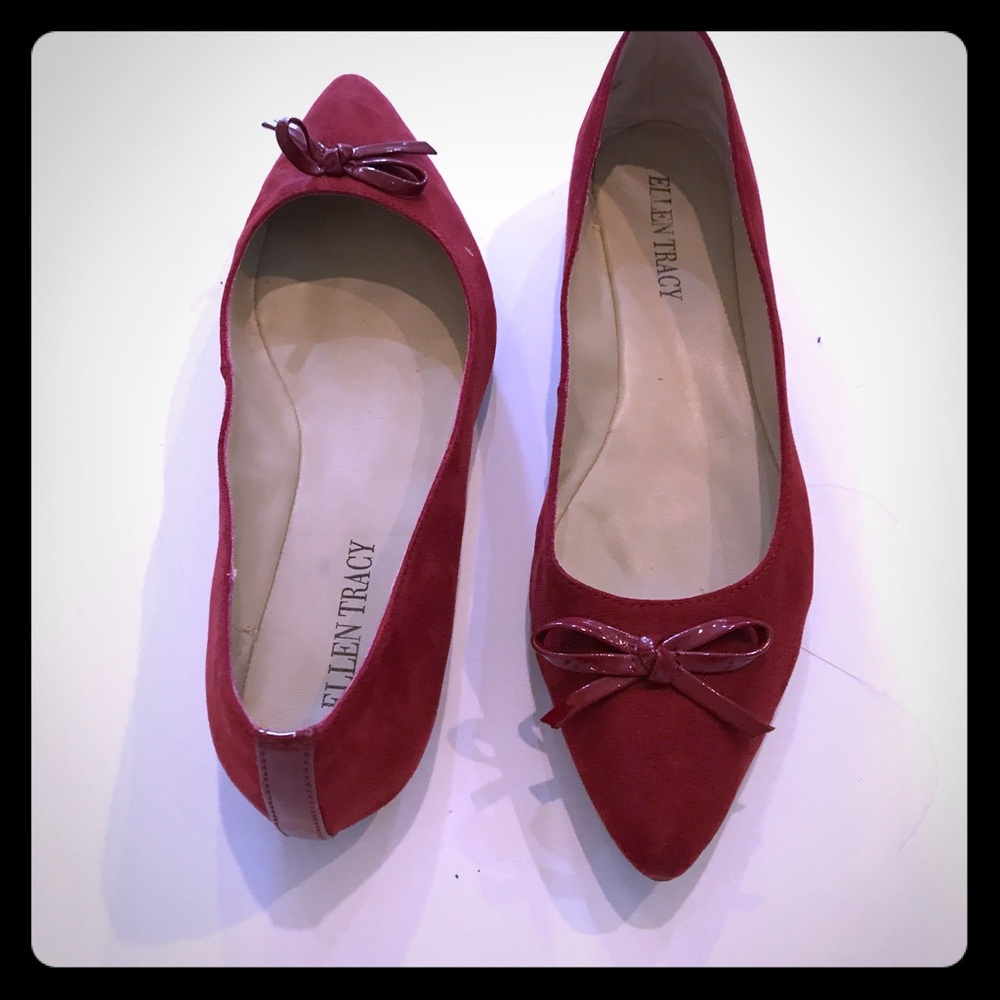Flat shoes