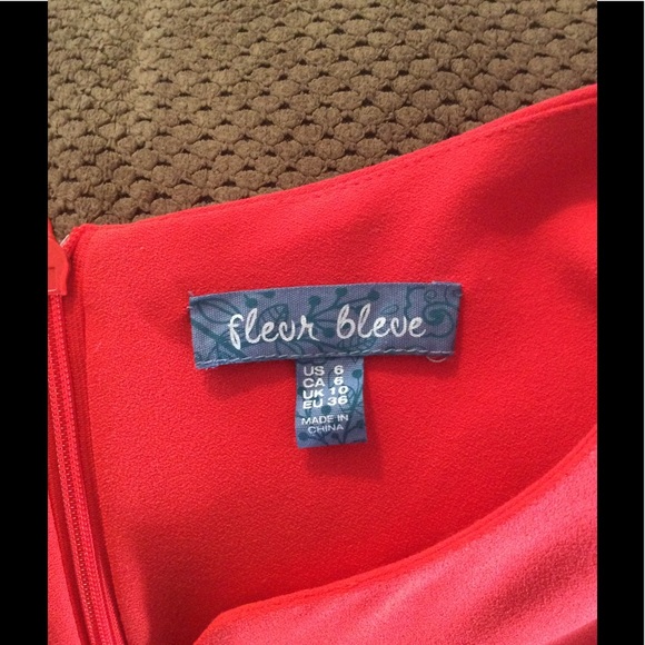 Dress - Picture 2 of 2