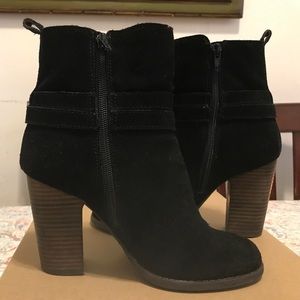 LUCKY BRAND “LK-LATONYA” Suede Booties, sz 6.5
