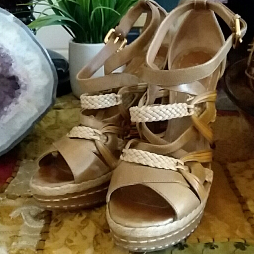 Exceptional PRADA Strappy Heels!