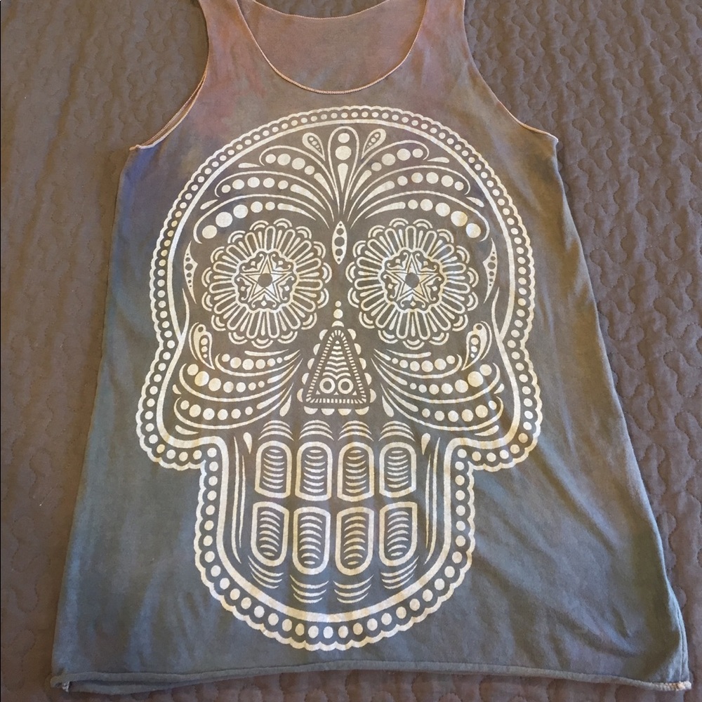 Tie Dye tank top with skull graphic!