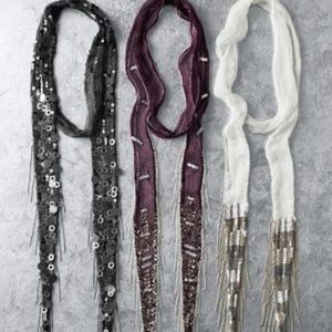 🎉HOST PICK🎉Chan Luu skinny embellish scarf