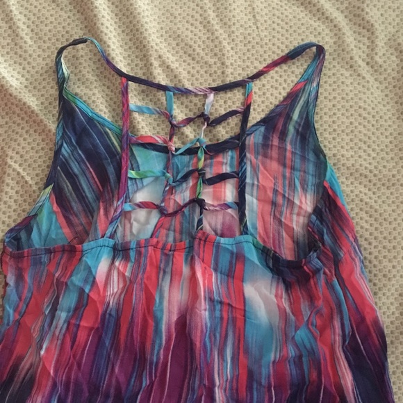 Tank top - Picture 2 of 3