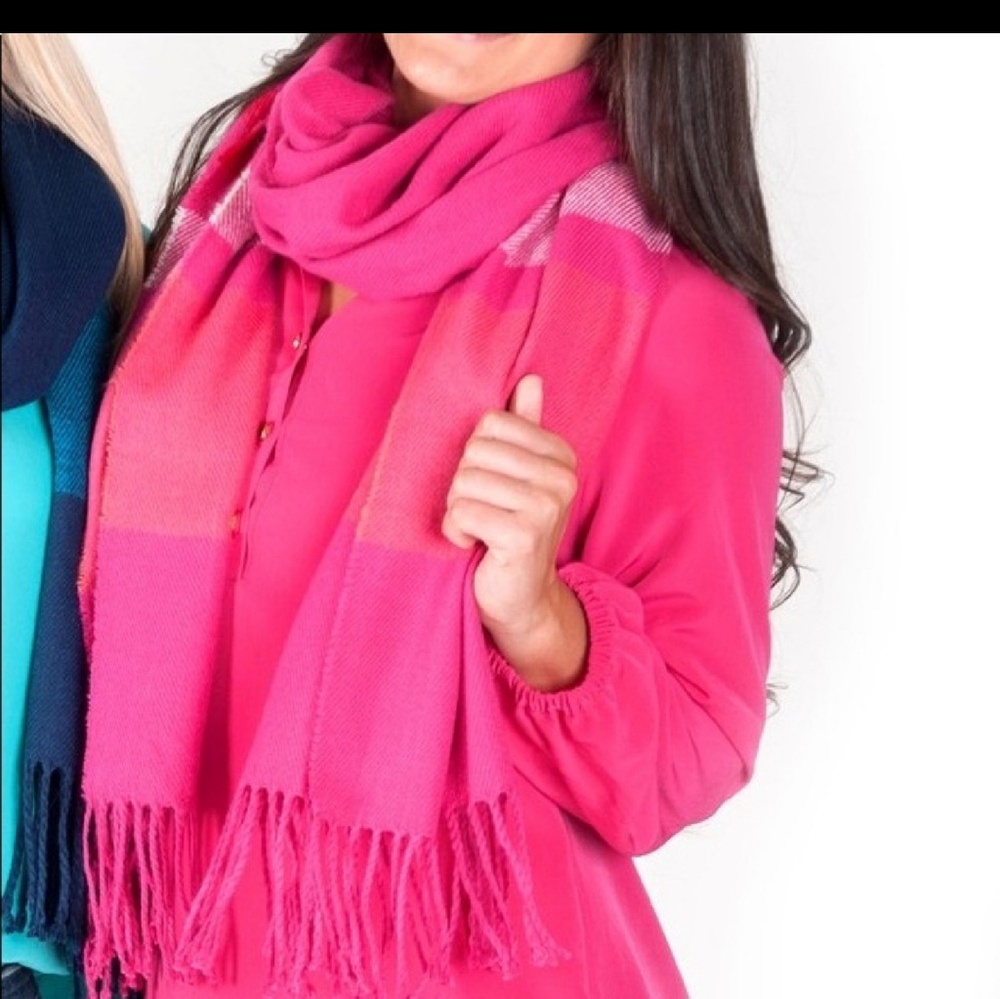 Pink scarf/wrap wide stripes and fringe NWT