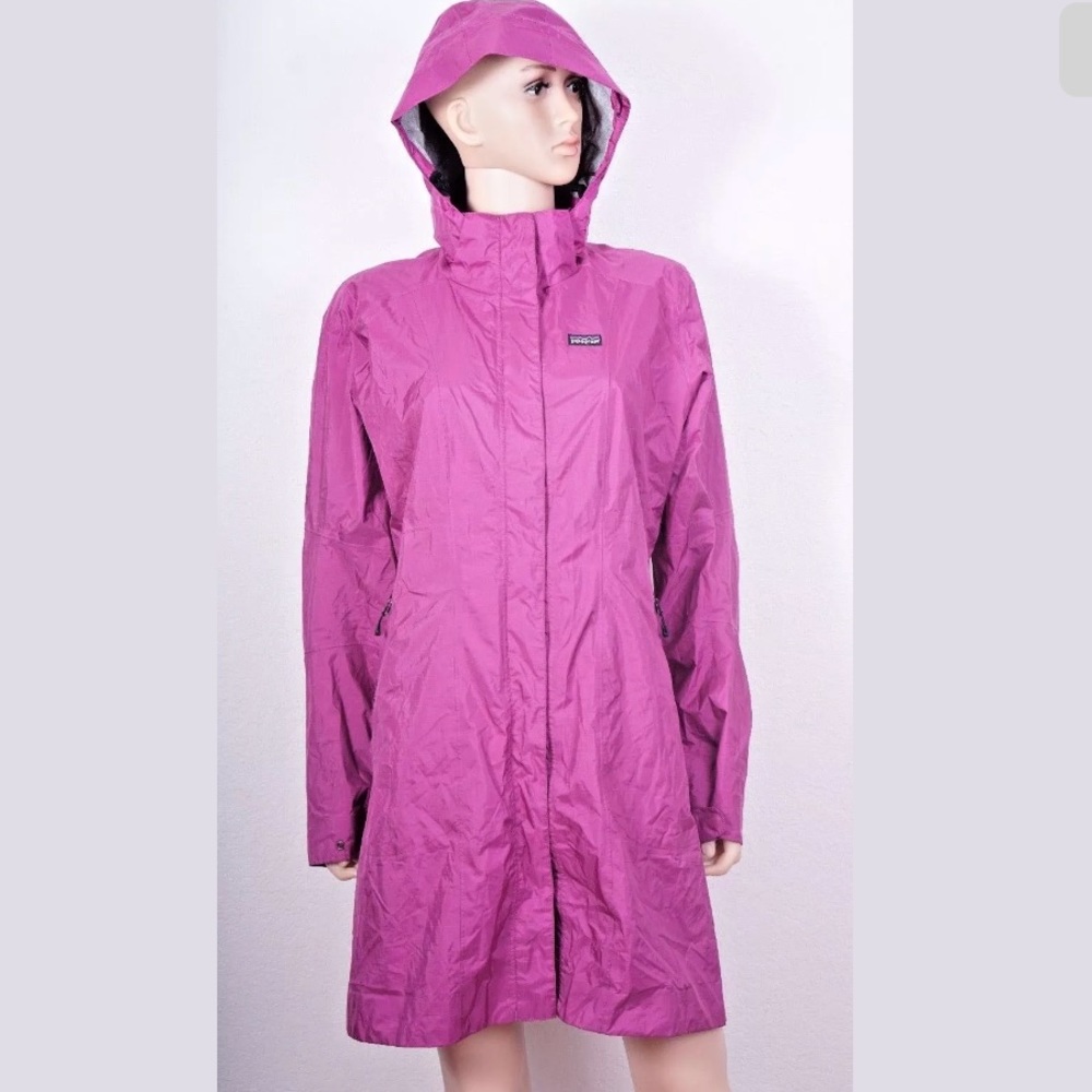 Patagonia long rain jacket pink size medium