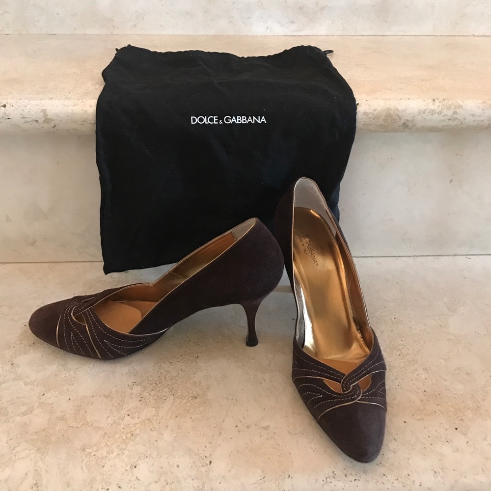 D&G women’s brown suede pumps, gold stitching 38