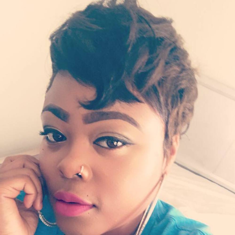 Meet your Posher, Tiara
