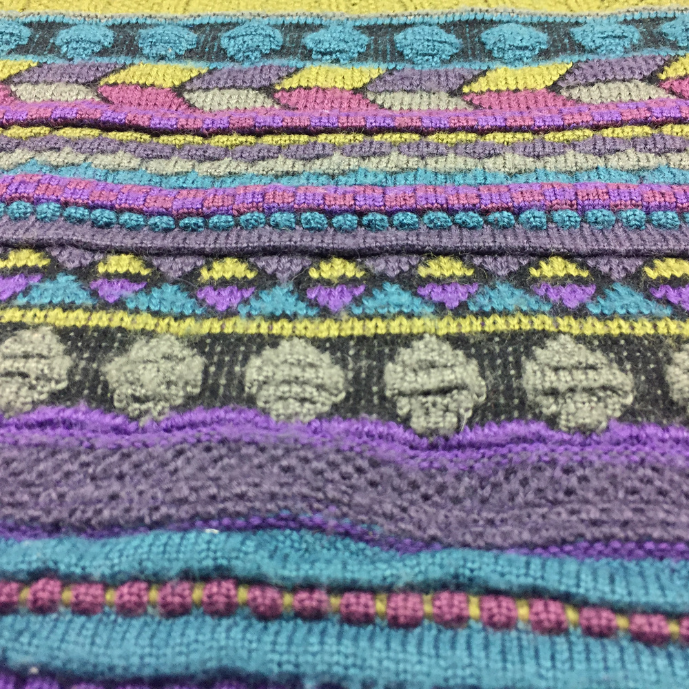 Vintage Descente Colorful 90's Thick Sweater - Picture 5 of 8
