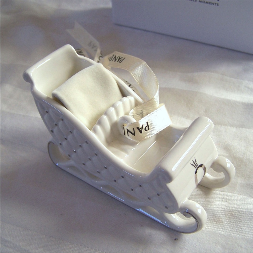 GENUINE PANDORA 2014 Sleigh Ornament
