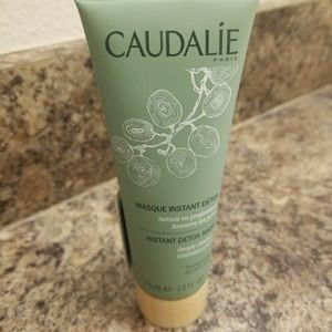 Detoxing mask