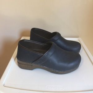 Like new Dansko Professional XP Clogs
