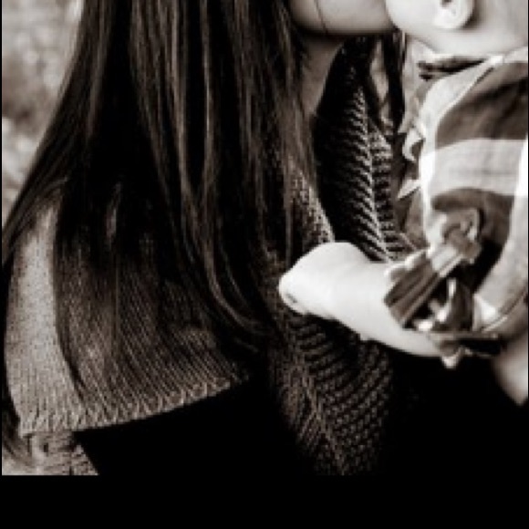 Express Gray Sweater - worn once for family photos - Picture 2 of 3