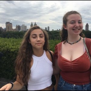 Meet your Posher, Julia