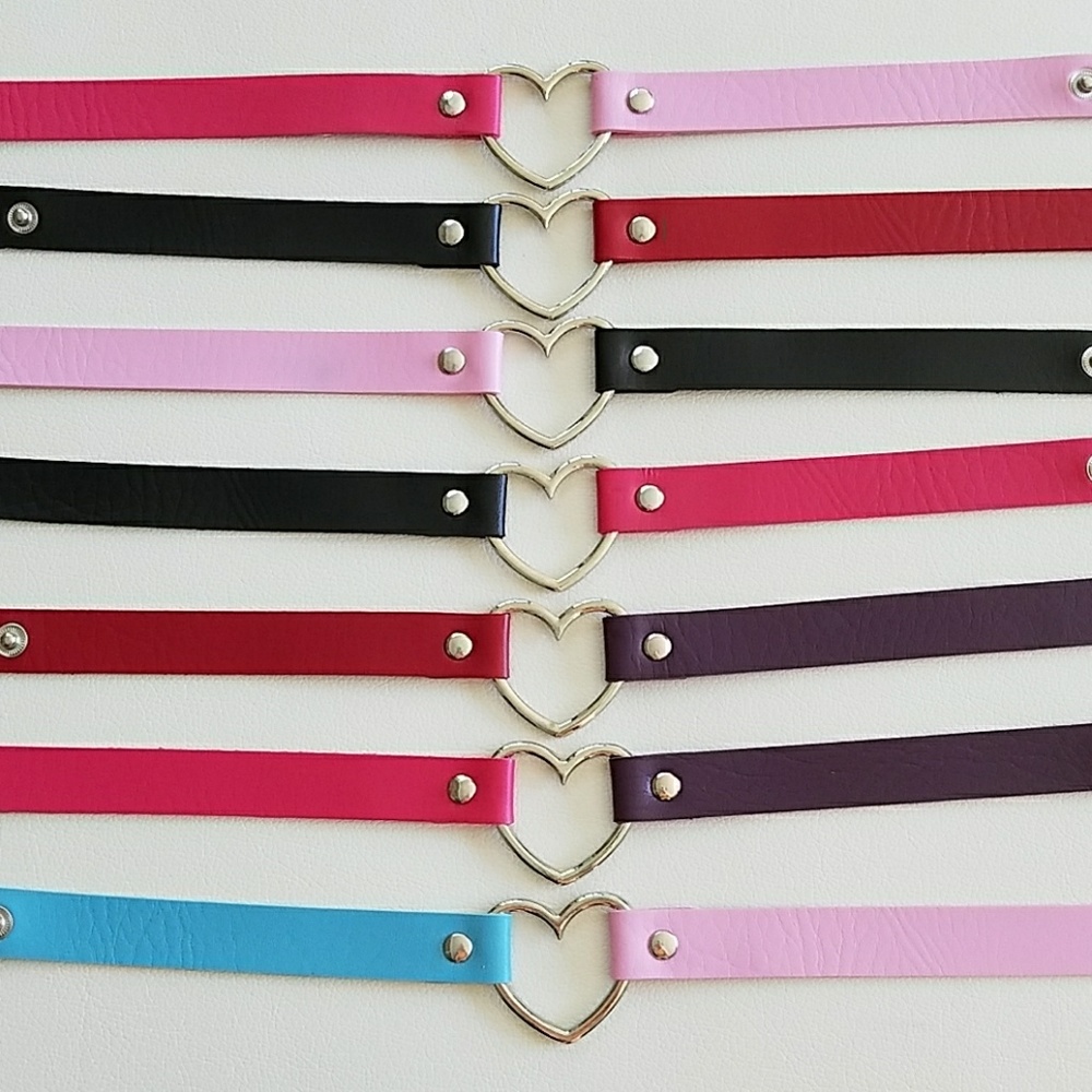 Buy 1 get 1 free! Leather heart choker, necklace - Picture 2 of 4
