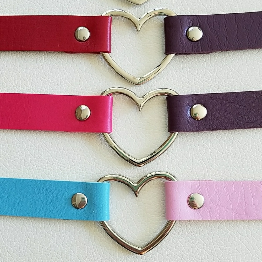 Buy 1 get 1 free! Leather heart choker, necklace - Picture 4 of 4
