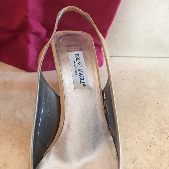 Bruno Magli slingback heels 7.5 AA - Picture 4 of 4