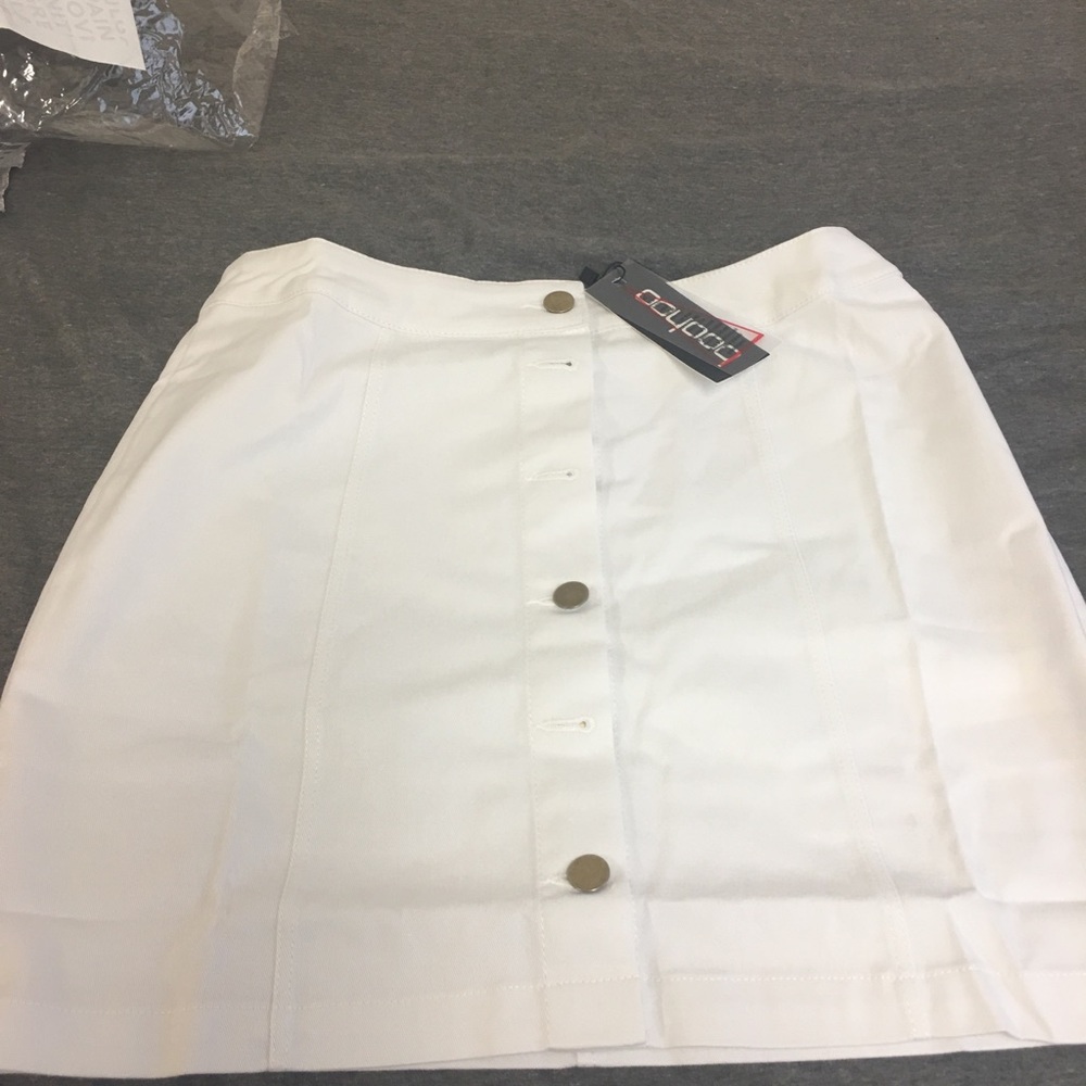 White jean mini skirt