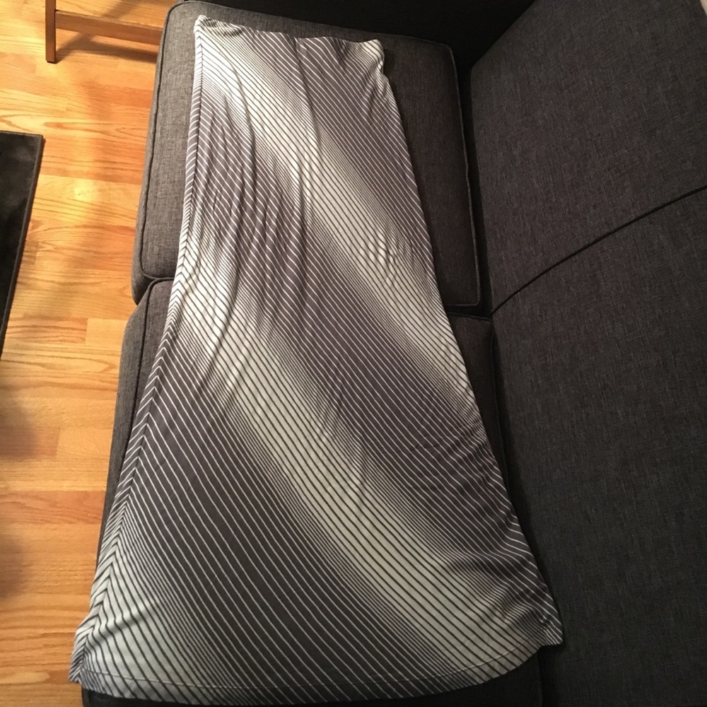 ❌SOLD❌PRICE IS FIRM! Bundle of 3 maxi skirts