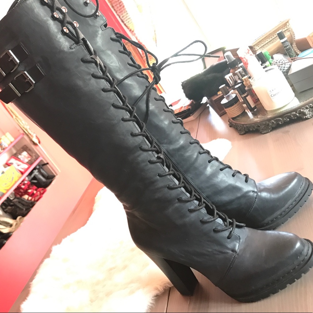 BCBG Lace Up Black/Grey Knee Boots Stack Heel