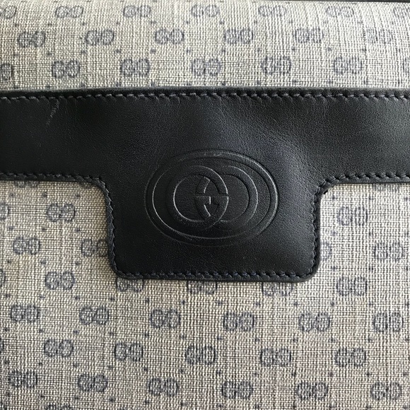 🔴SOLD🔴Gucci GG Monogram signature shoulder bag. - Picture 8 of 8