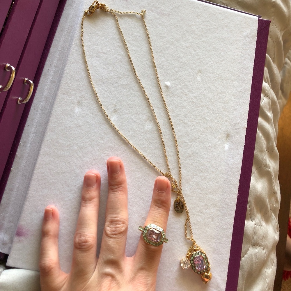 Long juicy cutour necklace and ring set