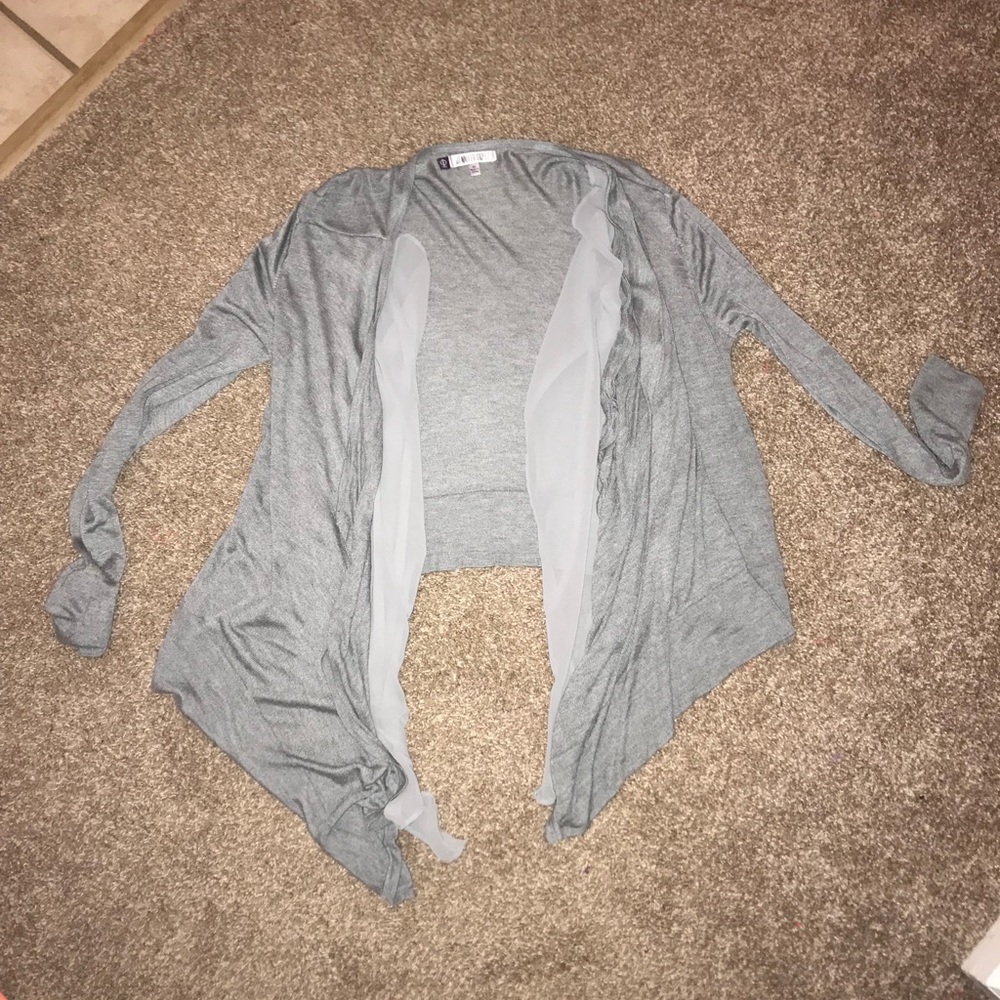 Jennifer Lopez Gray Cardigan