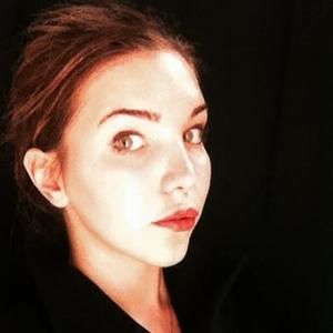 Meet your Posher, Nelli