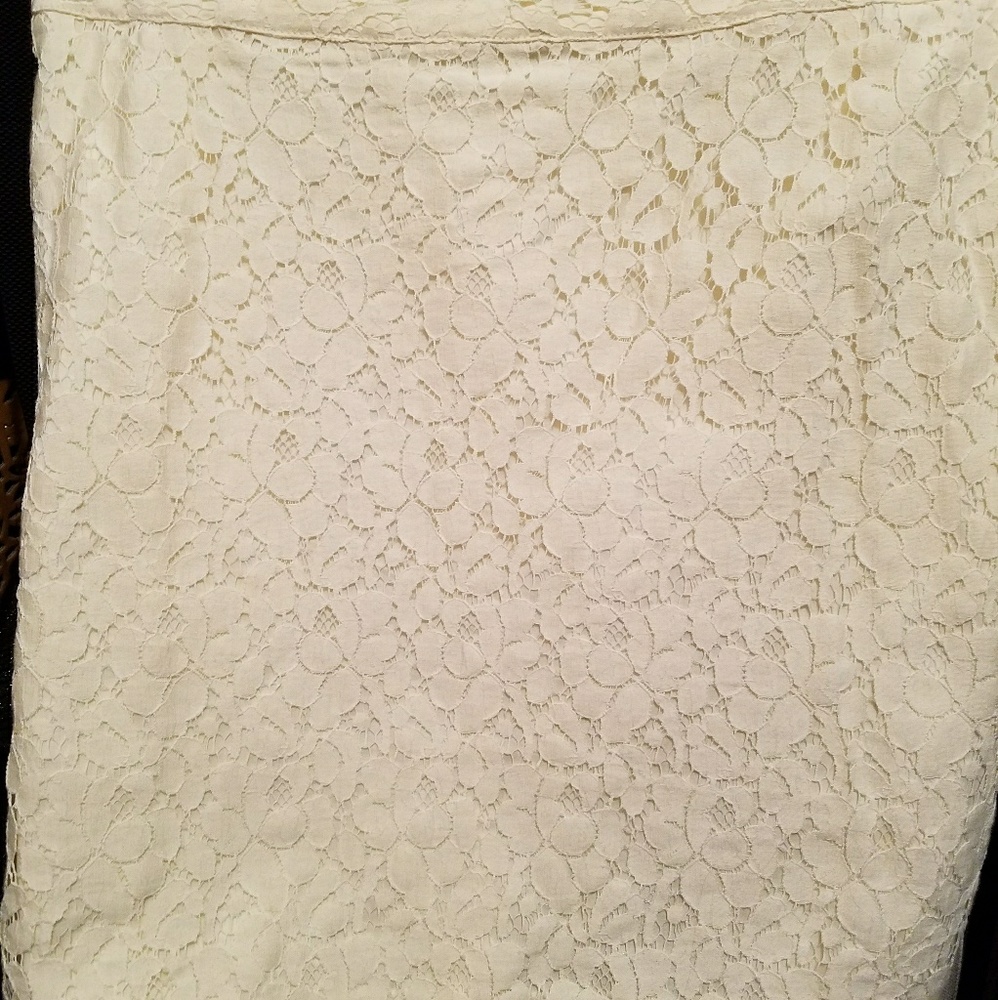Sz18 NWOT GAP Cream Lace Skirt
