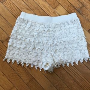 Express white tiered lace shorts size S