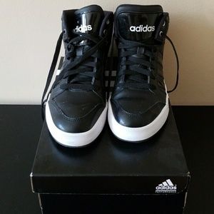 Adidas BBNeo Raleigh Mid Top Basketball Shoe