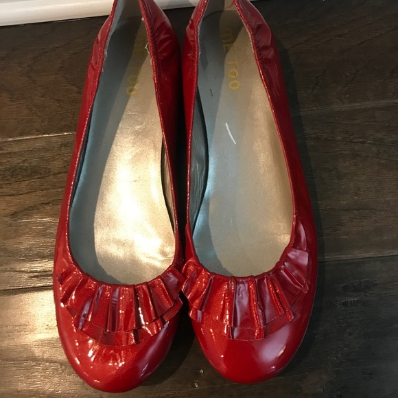 me too red shoes