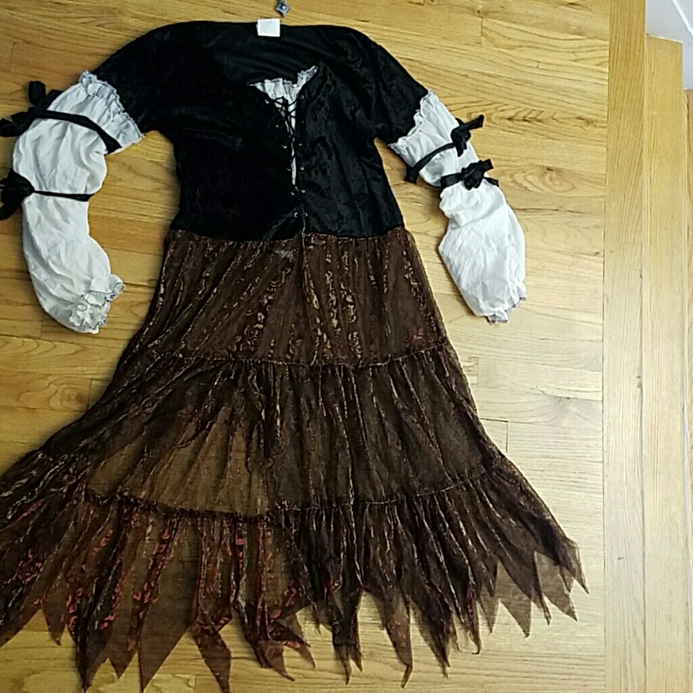 Costume