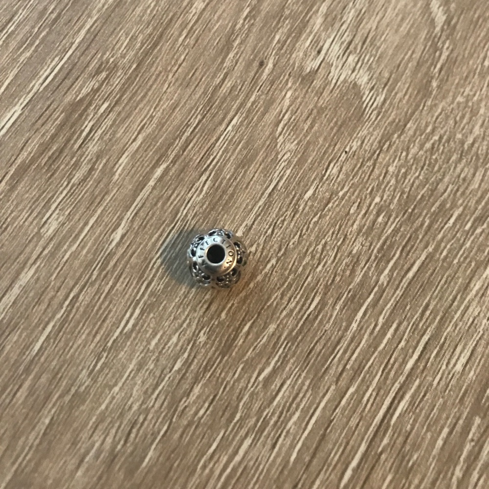 Pandora essence charm