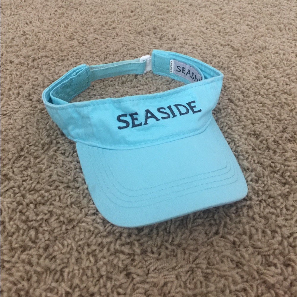Seaside visor.