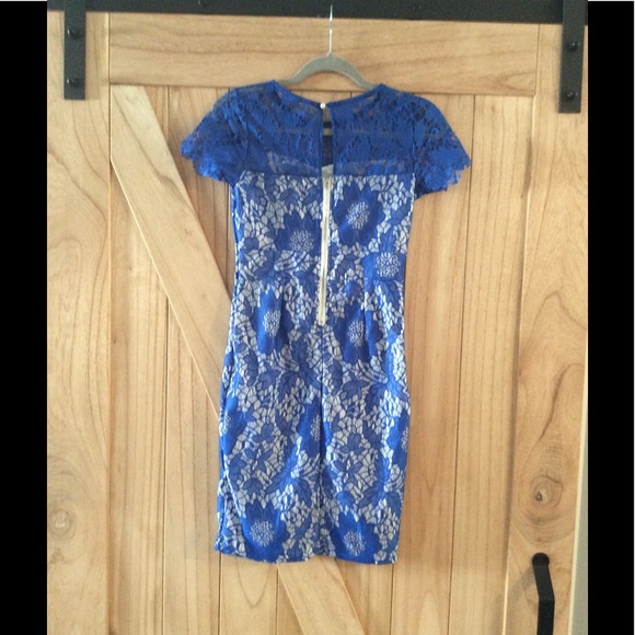 Dress - Picture 2 of 3